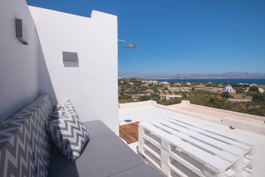 Sunny Studio W.Breathtaking Naxos Views In Isterni Apartamento Isterni  Exterior foto